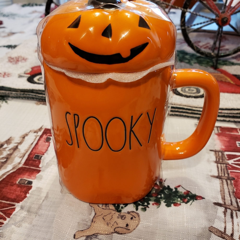 RAE DUNN HALLOWEEN MUG
